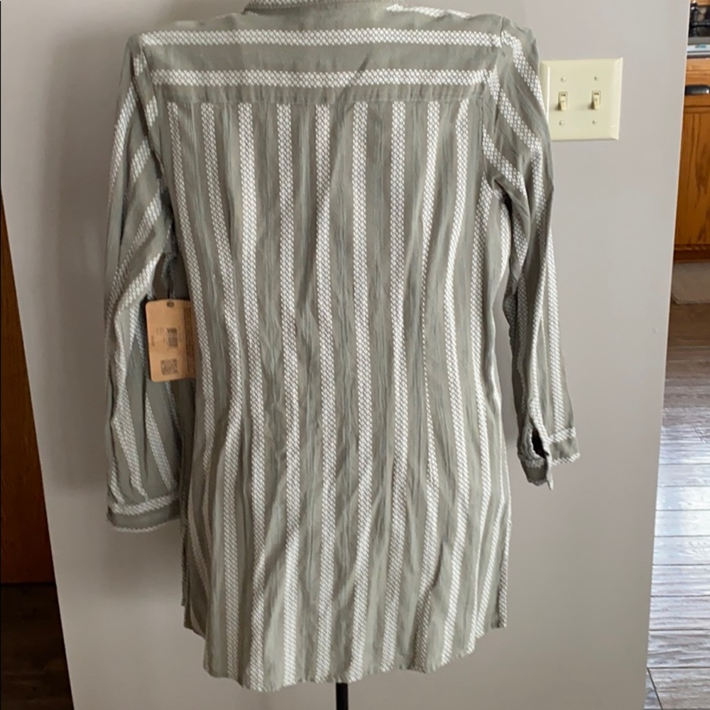 Olive Button Down Tunic - Picture 2 of 5